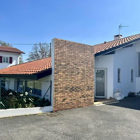 T2 Bis Avec Jardin Privé Et Confort à - Fr-1-495-21 Cambo-les-Bains
