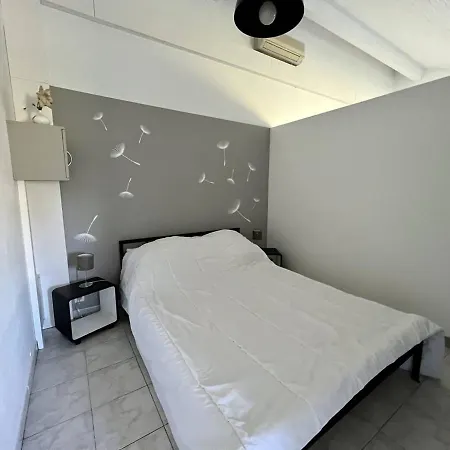 T2 Bis Avec Jardin Privé Et Confort à - Fr-1-495-21
