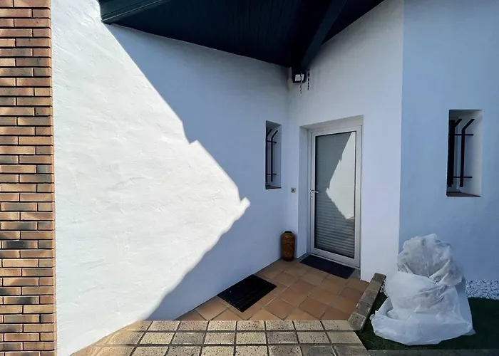 T2 Bis A Avec Jardin, Parking Et Internet - Fr-1-495-21 Apartman *